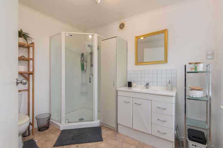 24 Snowdon Avenue Terrace End_8