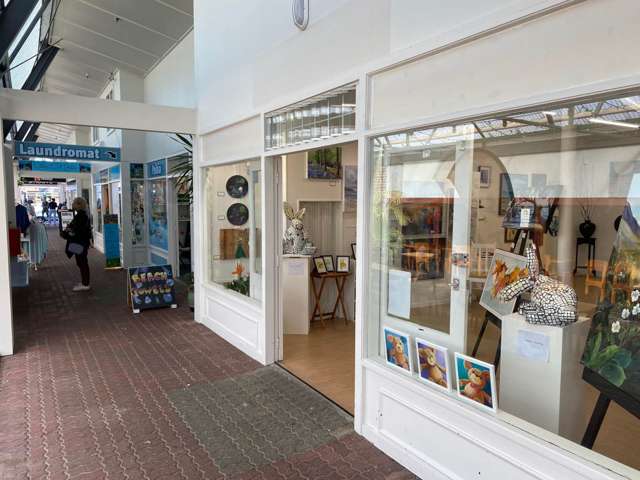 Shop 7/1 Selwyn Road Paihia_1
