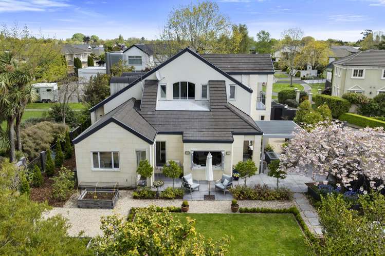 30 Chateau Drive Burnside_21