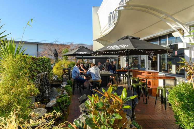 44 Wellesley Grove Gate Pa_30