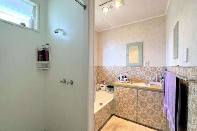 5 Takahe Place 11139_1