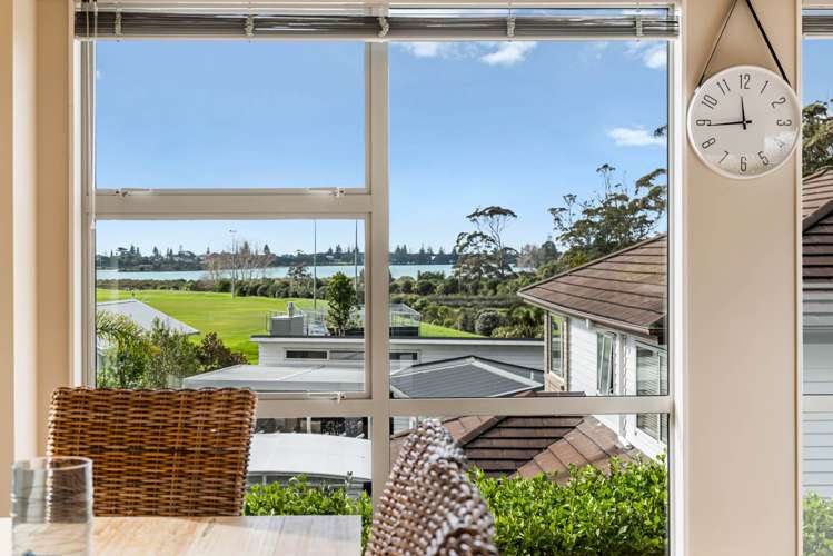 6 Galbraith Greens Silverdale_19