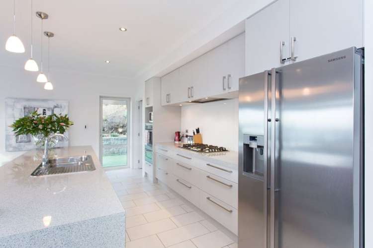 4 Saint Remy Lane Redcliffs_5