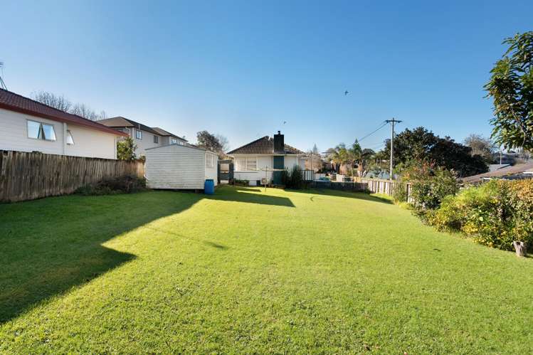 89 View Road Henderson_15