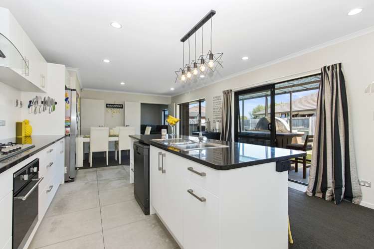 24 Sirius Crescent Rototuna North_7