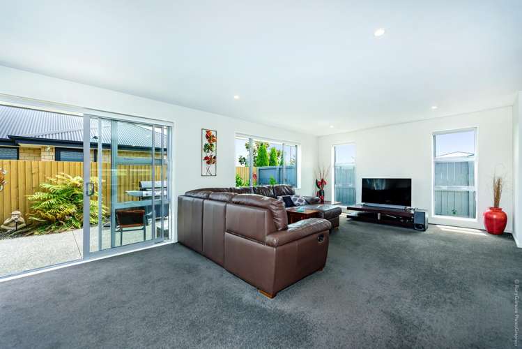 37 Eastfield Drive Lincoln_11