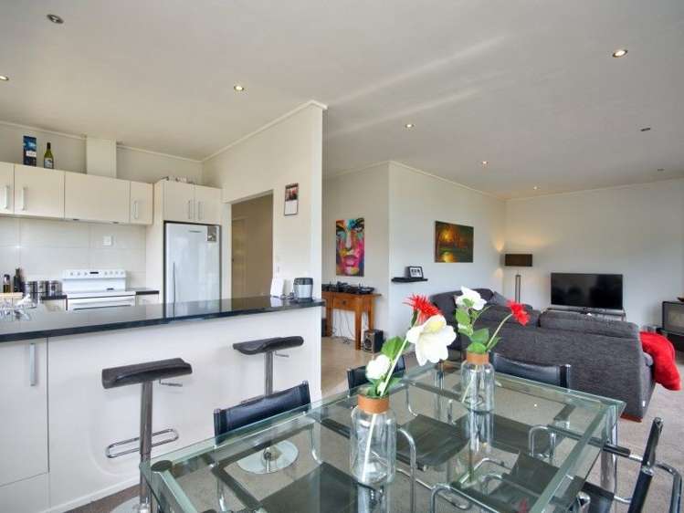 37a Greenstone Place Fernhill/Sunshine Bay_7