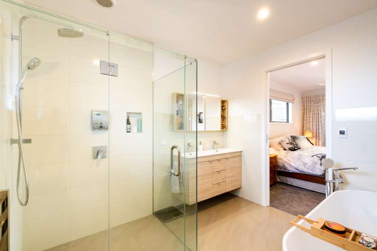 11 Benmore Place Poraiti_11