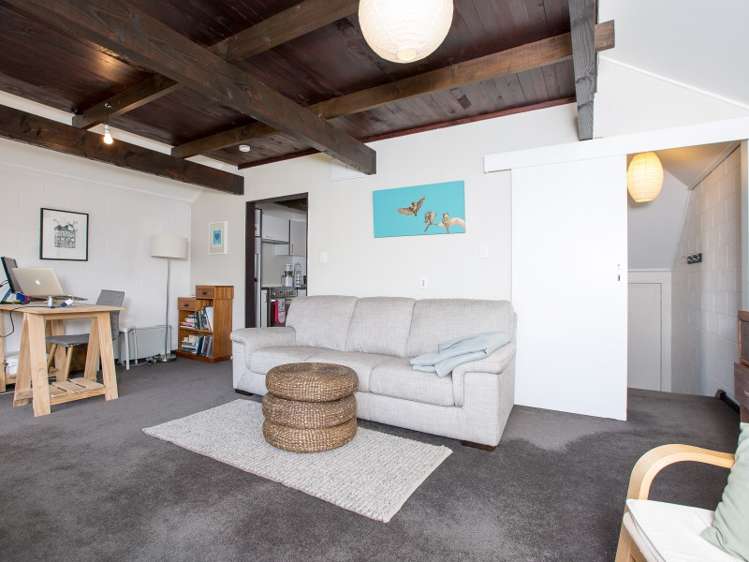 144 Akaroa Drive Maupuia_2