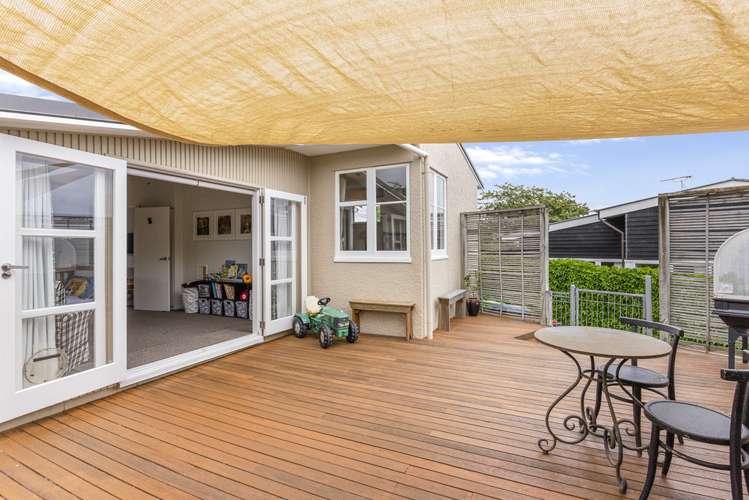 9 Blackett Crescent Meadowbank_14