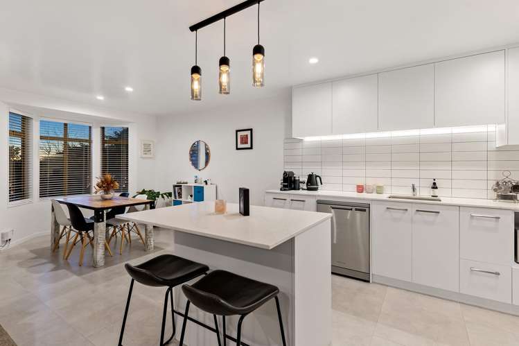 8/3 Lovelock Avenue_4