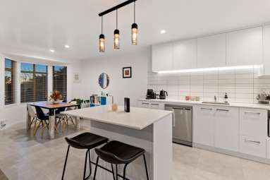 8/3 Lovelock Avenue_4