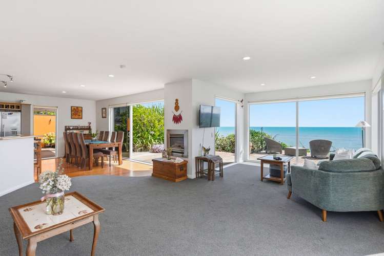 60 The Esplanade Raumati South_19