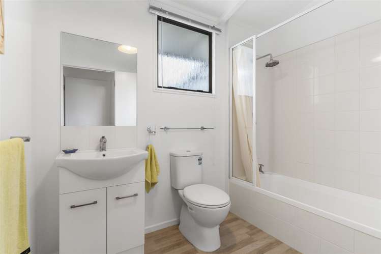 218 Patuwai Drive Whangamata_18