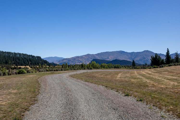 112 Fowler Lane Wanaka_22