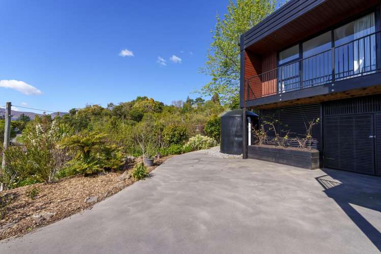 8 Merlincote Crescent Governors Bay_19