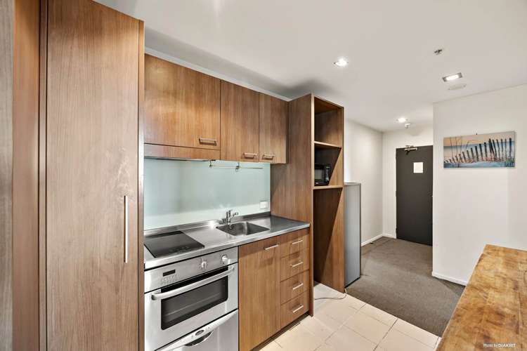 506/85 Beach Road Auckland Central_5