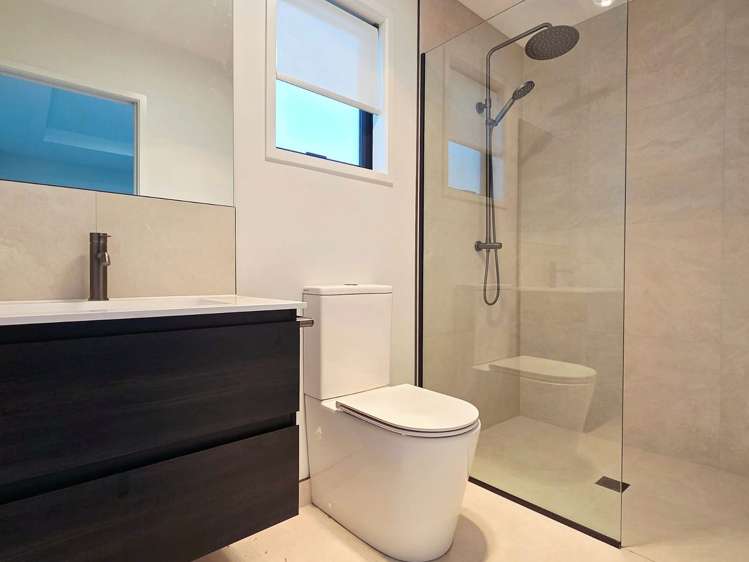 81 Maru Terrace Wharewaka_12