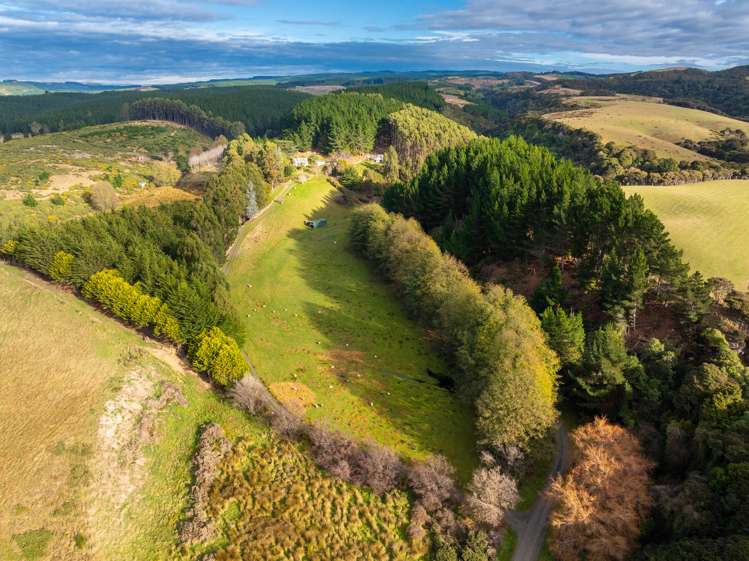 61 Coutts Gully Road Taieri Mouth_27