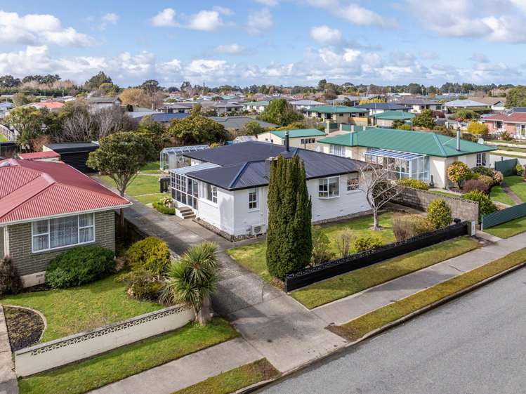73 Conway Crescent Glengarry_13