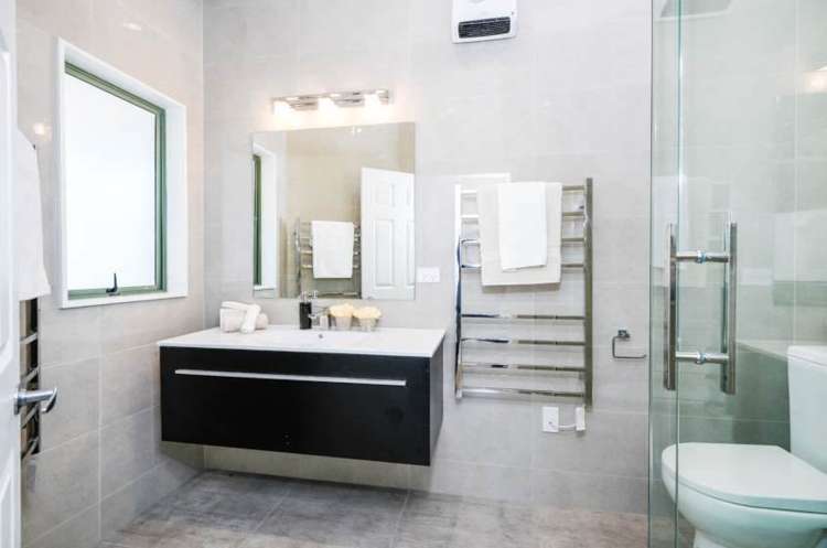 2/11 Woodbine Avenue Greenlane_13