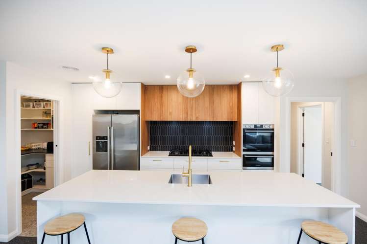 72 Freedom Drive Kelvin Grove_10