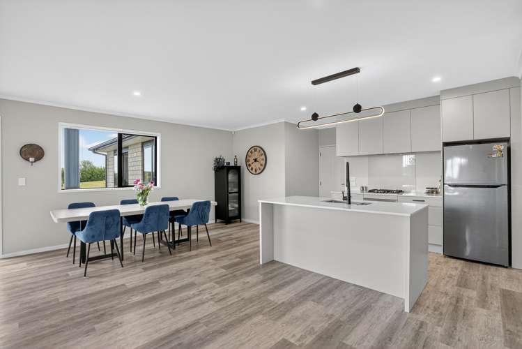 9 Membery Lane Patumahoe_3