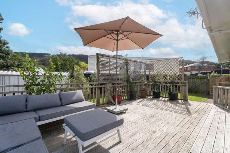 32 Davidson Crescent Tawa_13