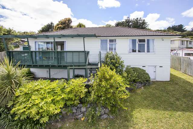 4 Omapere Street Waitangirua_3