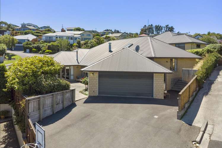 3 Gowan Close Shiel Hill_35