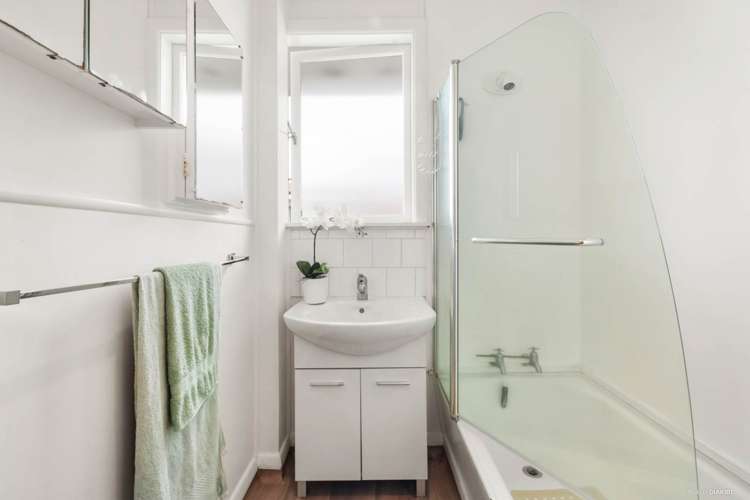 9 Richardson Avenue Pukekohe_10