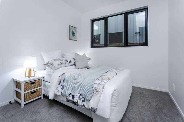 81A Ayton Drive Totara Vale_4