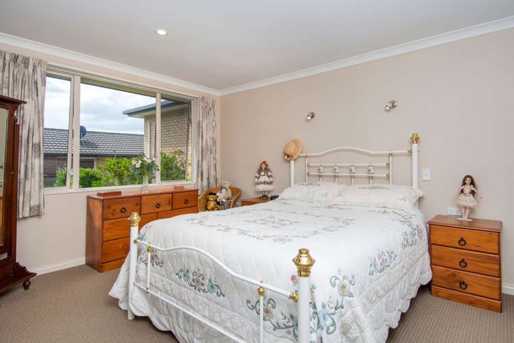 10/17 Simmonds Grove Greerton_4