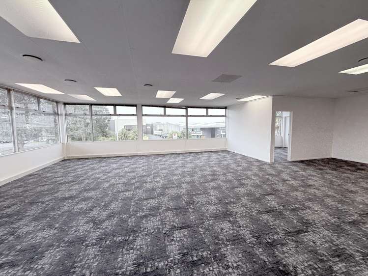 2/4 Civil Place Albany_6