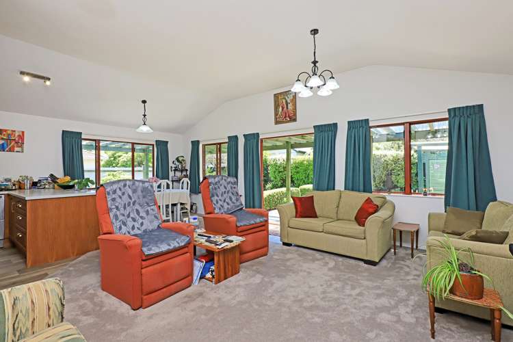 425b Southland Place Raureka_5