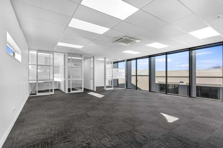 35B Leslie Hills Drive Riccarton_12