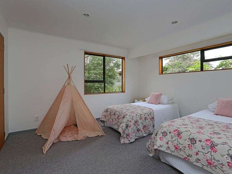 33 Cedar Road Te Awanga_5