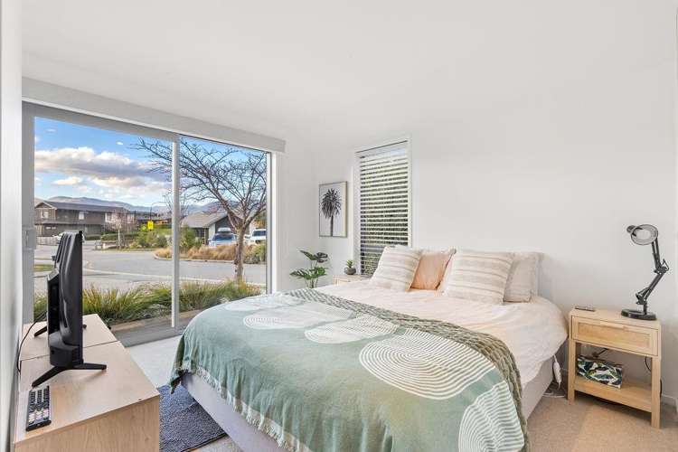 3 Shipton Court Lower Shotover_17