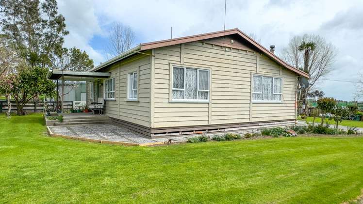 326 Ferry Road Paeroa_18