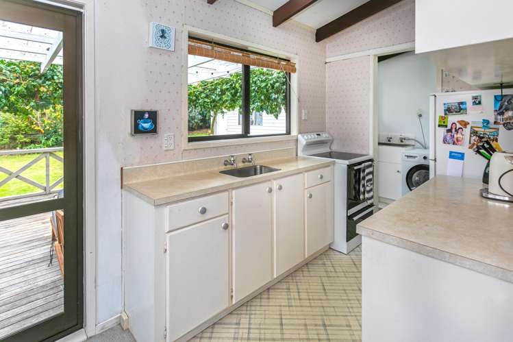 311 Main Road Tairua_11