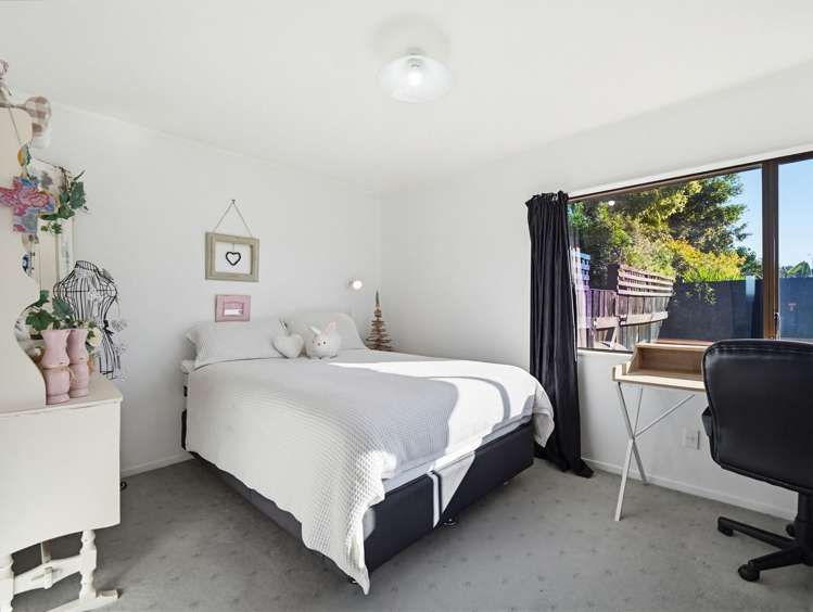11 Fern Grove Taradale_11