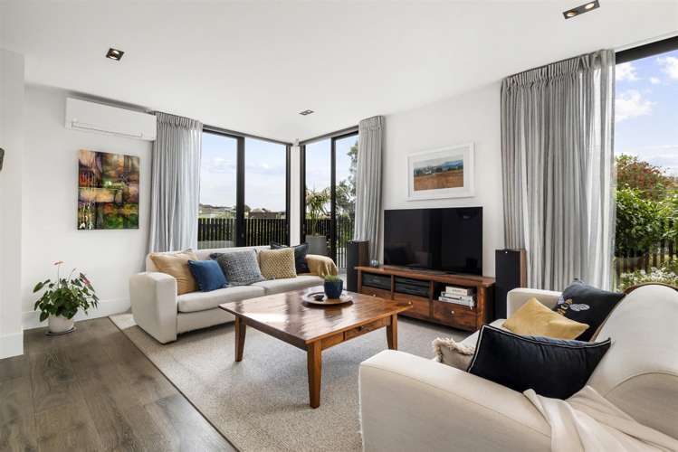 2A Arthur Crescent Takapuna_9