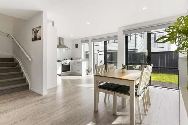 6 Kaman Seasprite Road Hobsonville_3