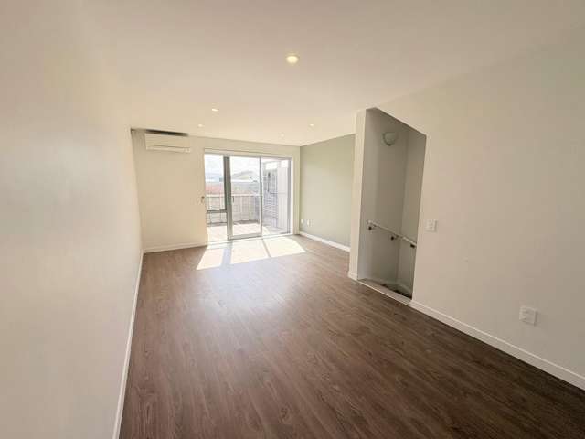  16/31 Princess Terrace Newtown_1