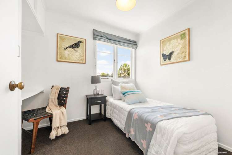 12 Duncan Avenue Te Atatu South_10