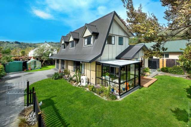 21 Laing Crescent Heathcote Valley_1