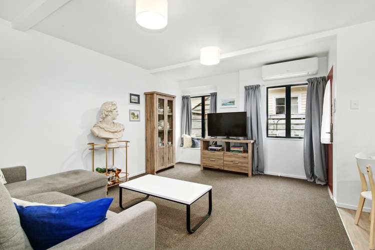 2/74 Waiwhetu Road Waiwhetu_5