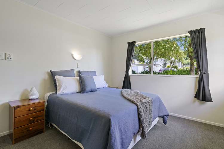 8 Sharpe Crescent Wainuiomata_9