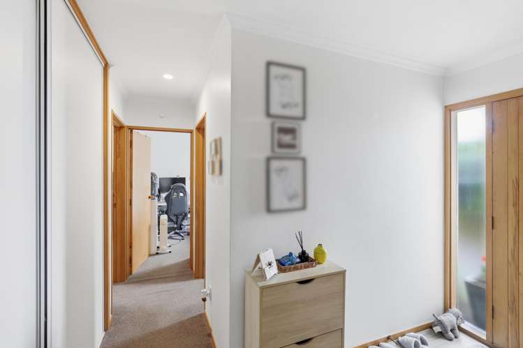 8/4 Broadbent Street Riccarton_7