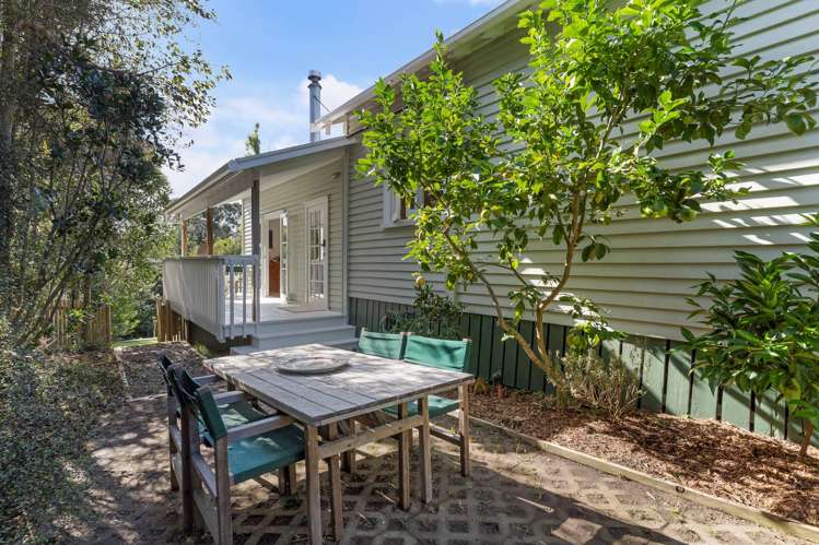 26 Tahi Terrace Glen Eden_10